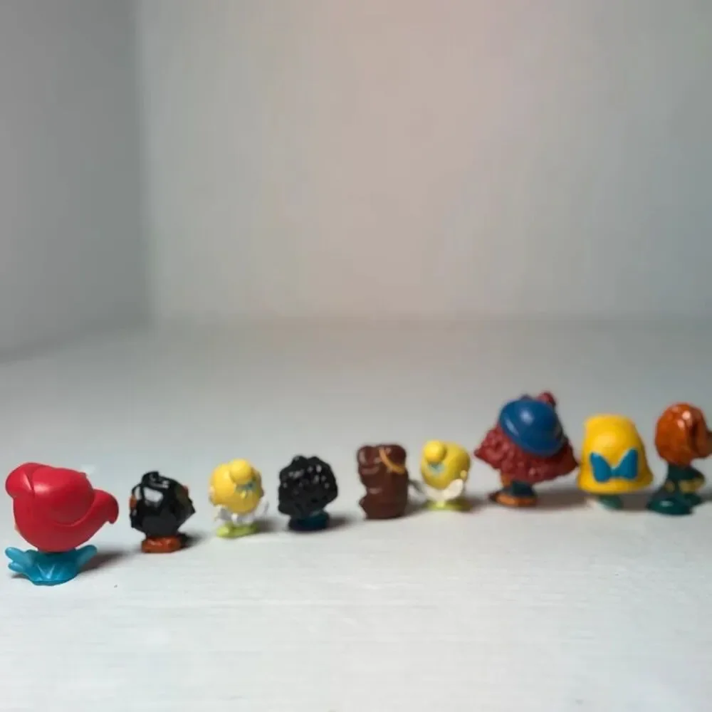 Disney Doorables&mini figures lot of 10